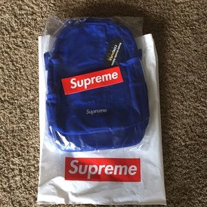 Brand new supreme backpack w/ sticker